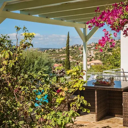 Rhakotis Lourdata (Kefalonia)